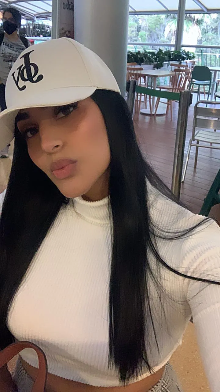 Live sex webcam photo for AllishaCoral #7398440