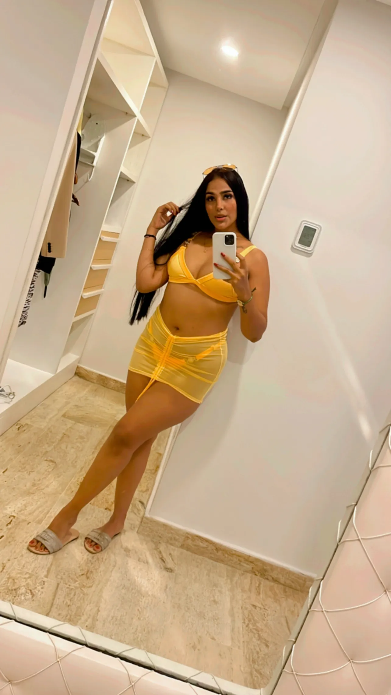 Live sex webcam photo for AllishaCoral #7398600