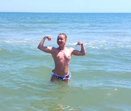 Live sex webcam photo for BIGHAIRYCUNT #1875320