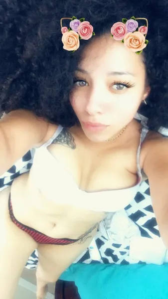 Live sex webcam photo for AquaruisLove #7477321