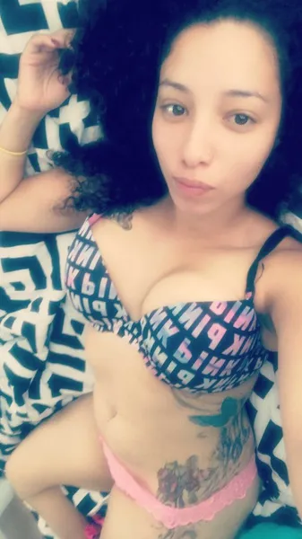 Live sex webcam photo for AquaruisLove #7477337