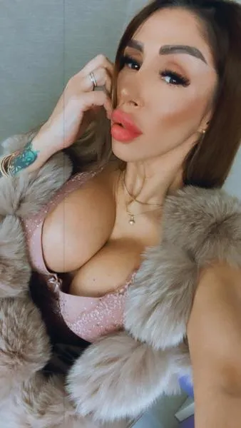 Live sex webcam photo for EvaDelightful #2868165