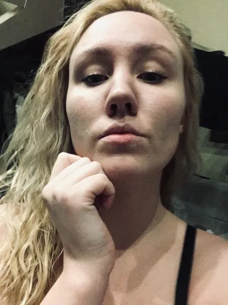 Live sex webcam photo for MeganSlender #2755723