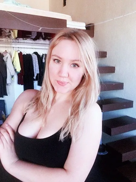 Live sex webcam photo for MeganSlender #1794155