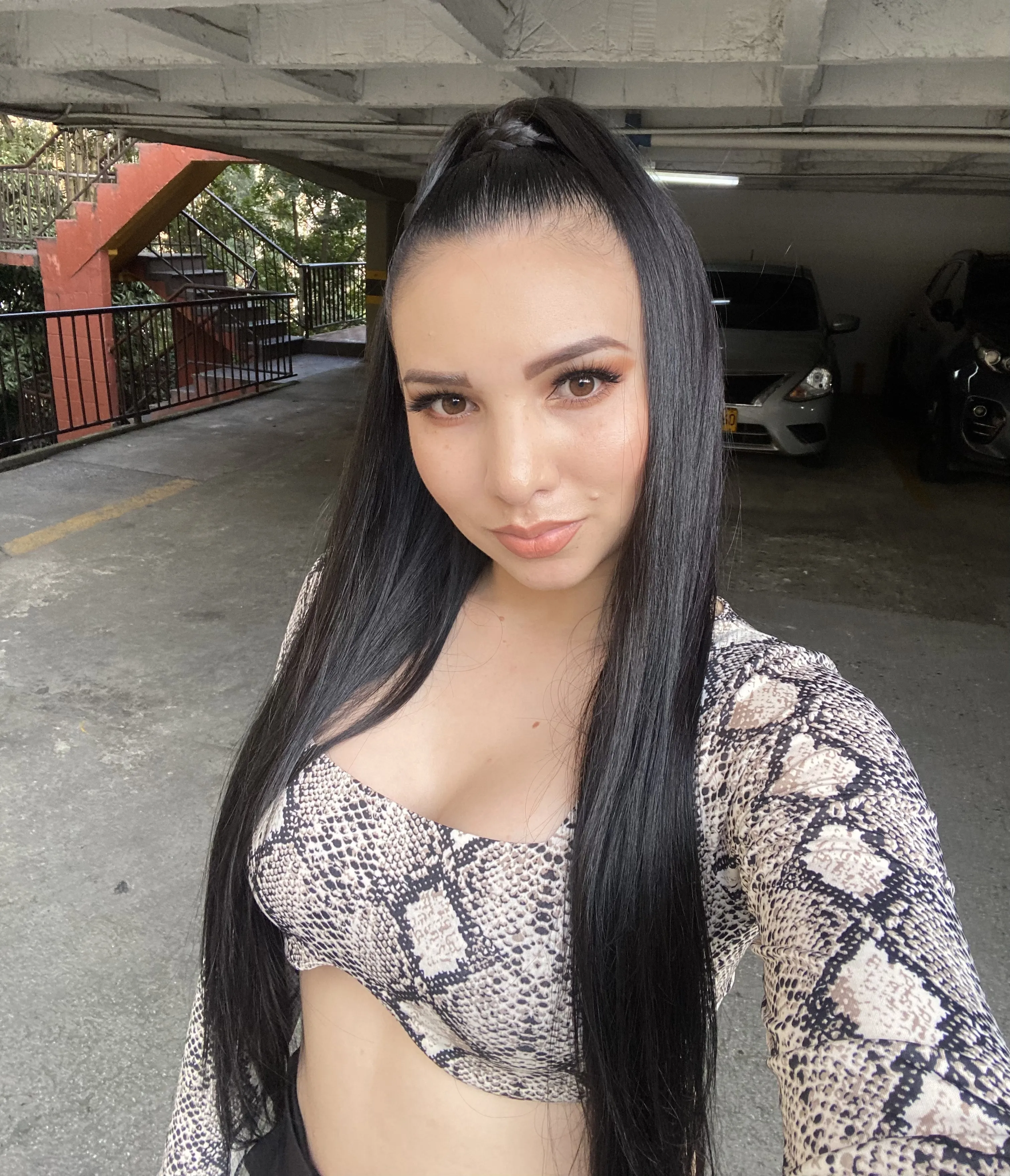 Live sex webcam photo for CaytlenKariie #7423646