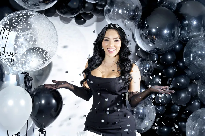 Live sex webcam photo for CaytlenKariie #7423766