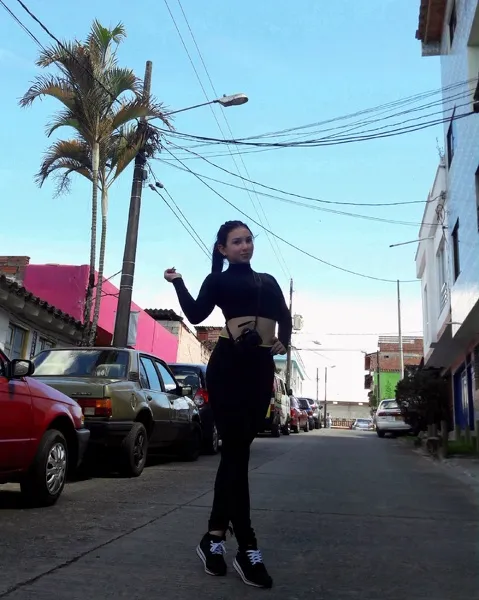 Live sex webcam photo for CaytlenKariie #7423472