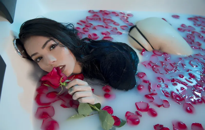 Live sex webcam photo for LynBlu #2024906