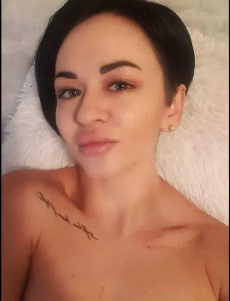 Live sex webcam photo for EveLustt #1909249