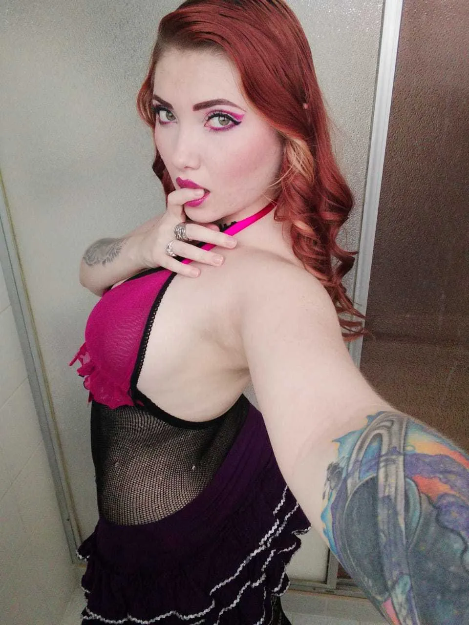 Live sex webcam photo for MeganTwerk #7112618