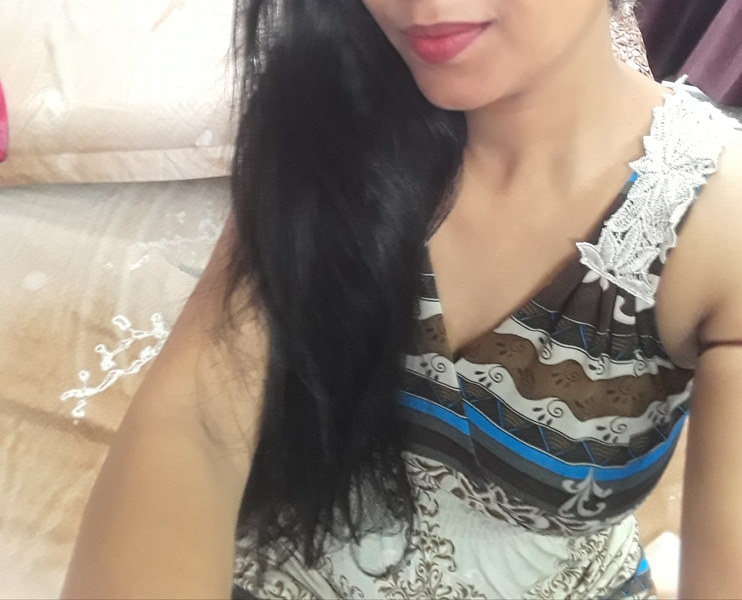 Live sex webcam photo for PRETTYINDIANDOLL #3187626