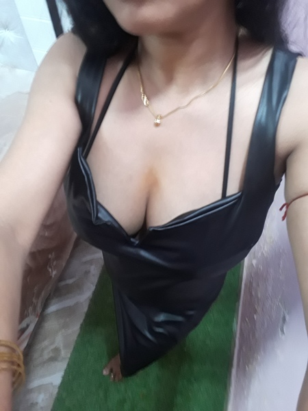 Live sex webcam photo for PRETTYINDIANDOLL #3187635