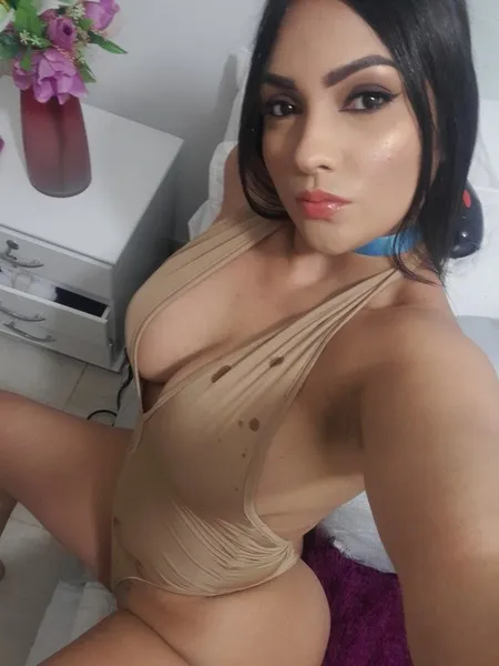 Live sex webcam photo for antoniasexi22 #1888635