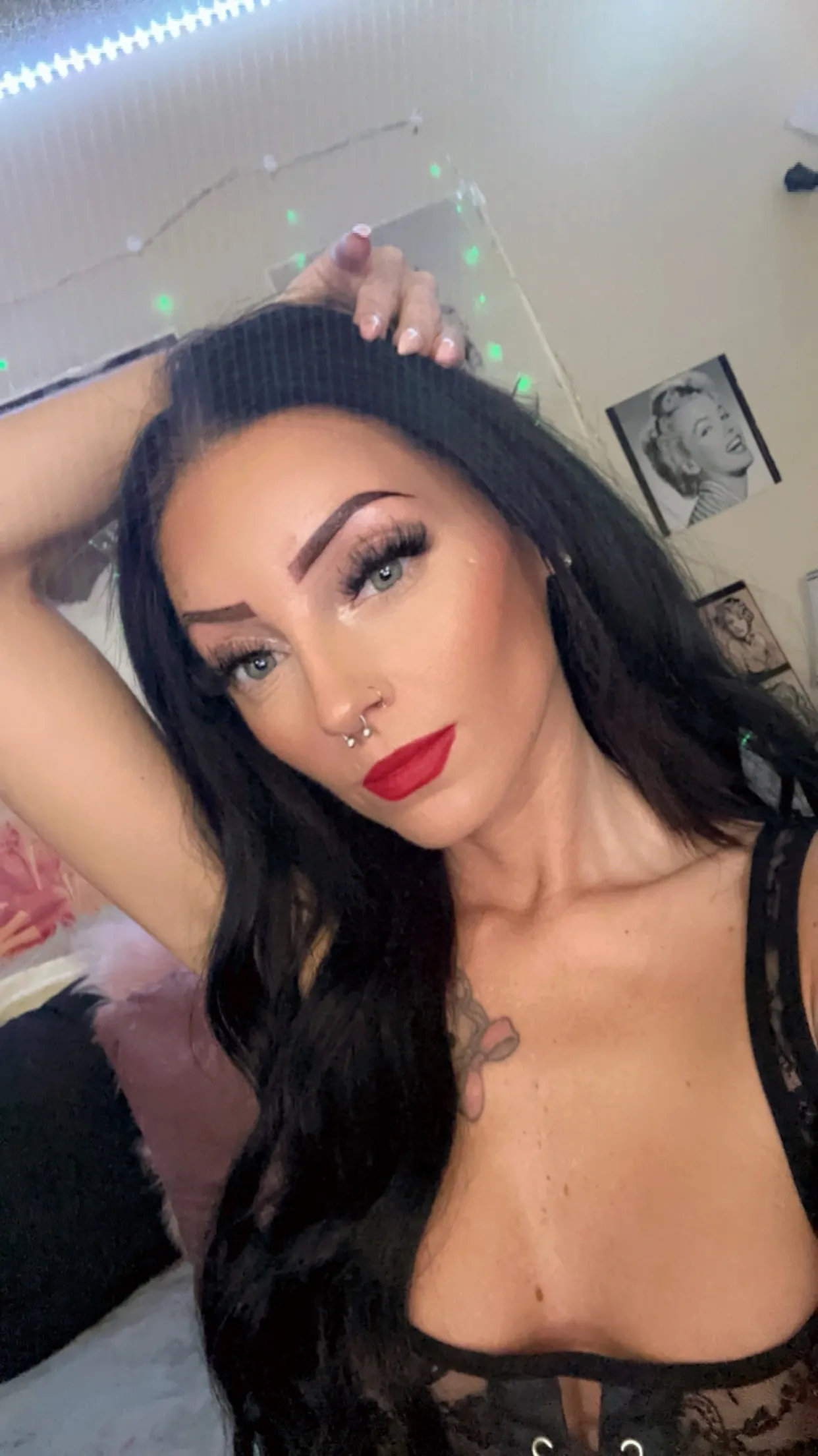 Live sex webcam photo for MarilynJenelle #7123192