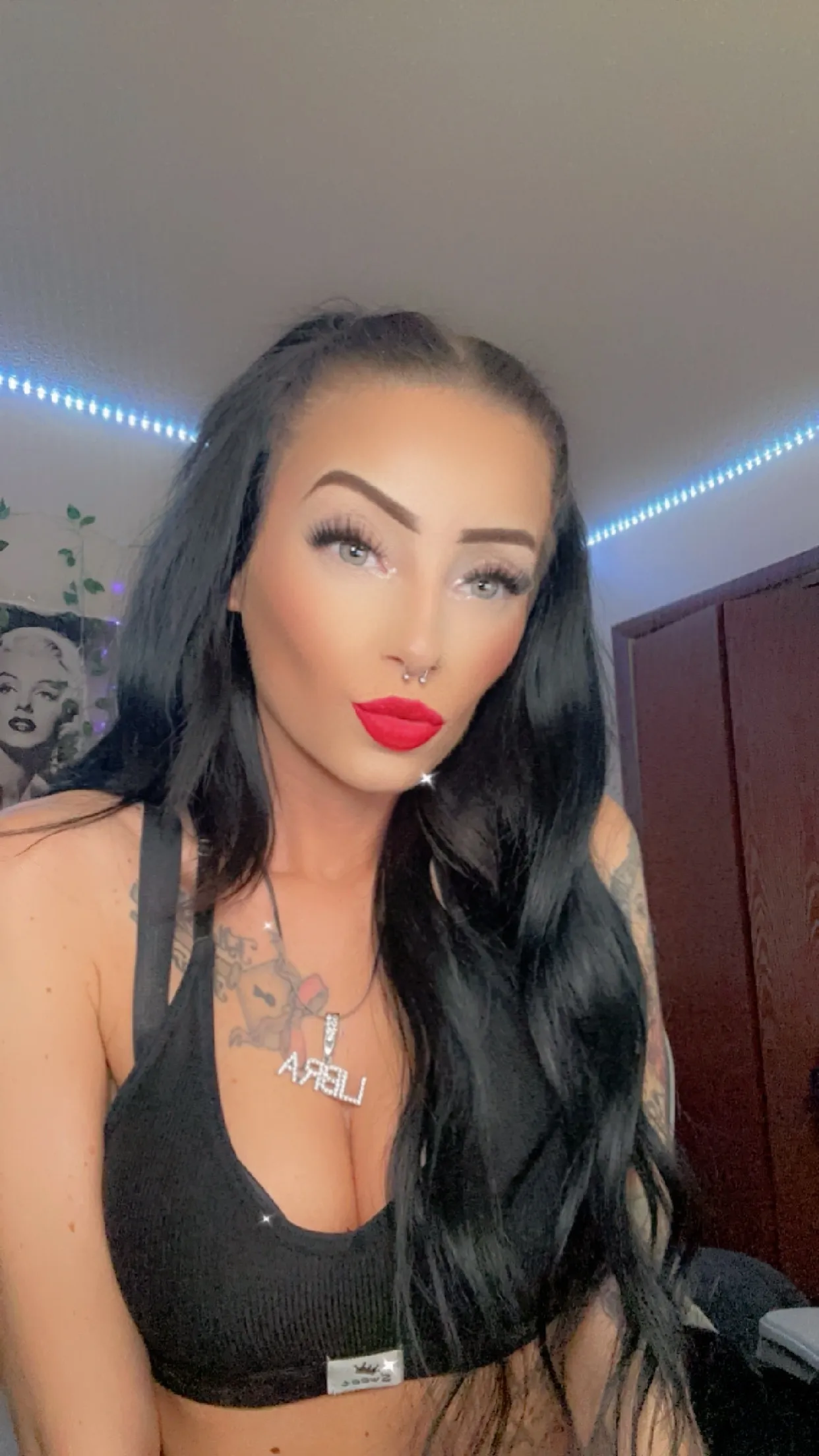 Live sex webcam photo for MarilynJenelle #7123197