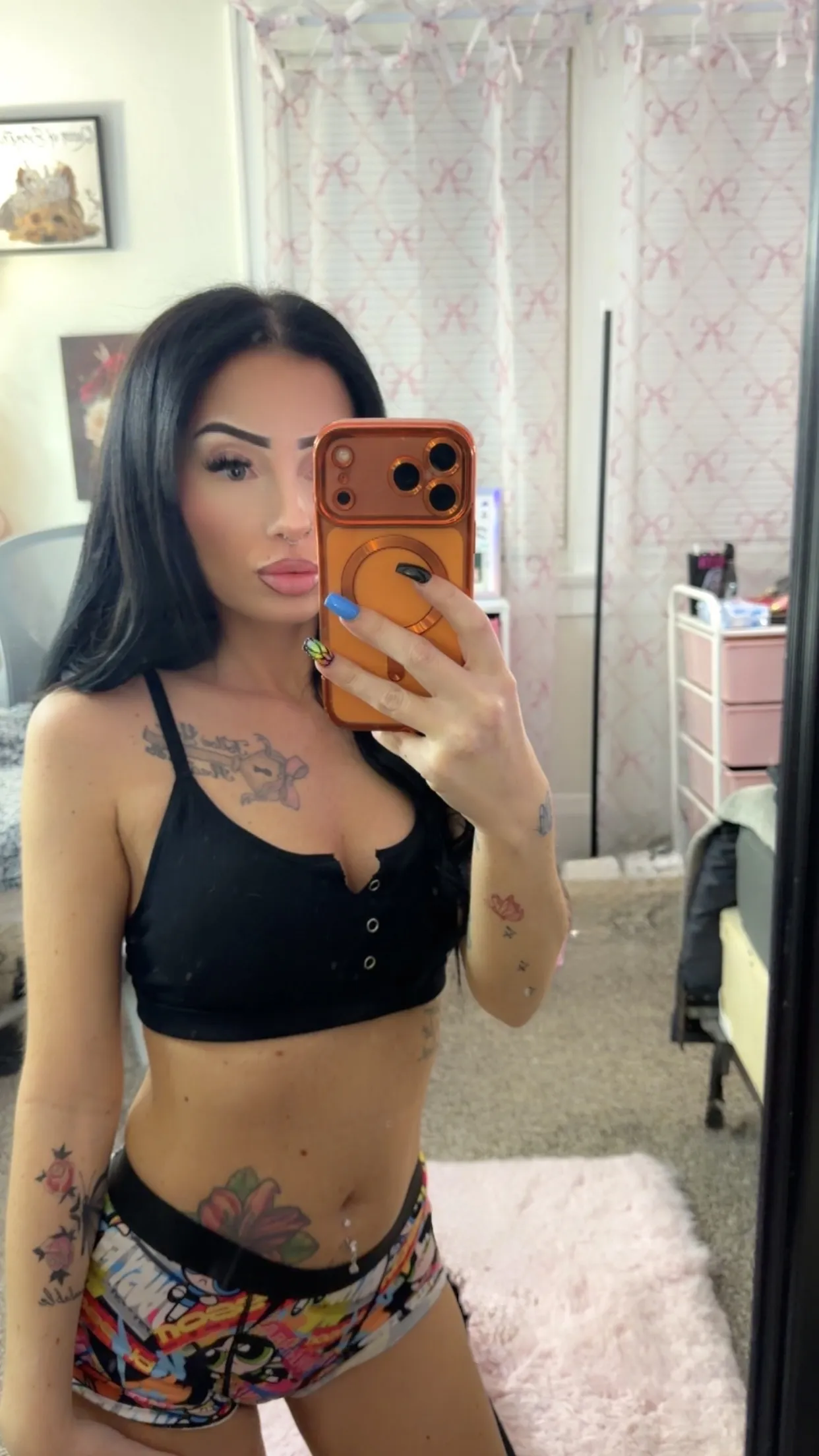 Live sex webcam photo for MarilynJenelle #8619221