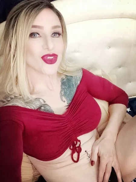Live sex webcam photo for TransAgera #7831386