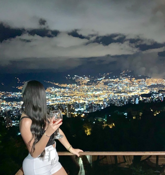 Live sex webcam photo for Allice_Rodriguez #7799552