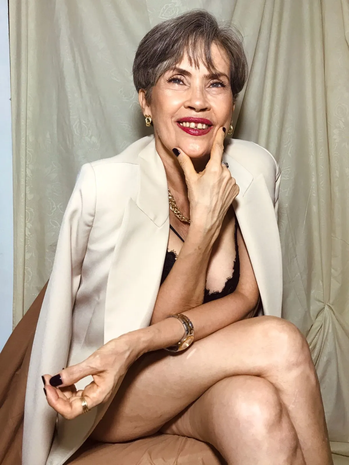 Live sex webcam photo for belleblondmature #7777841