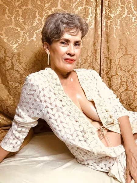 Live sex webcam photo for belleblondmature #7777834