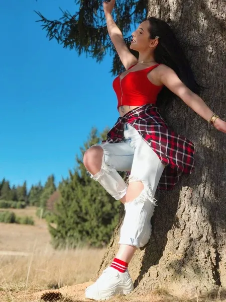 Live sex webcam photo for ELYSSAx #1796112