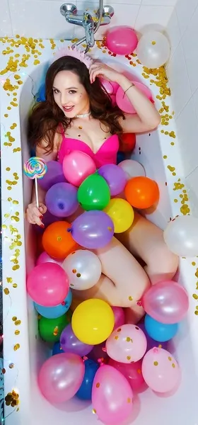 Live sex webcam photo for ELYSSAx #1796130