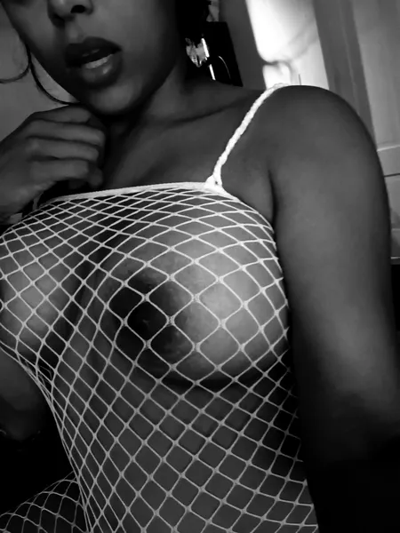 Live sex webcam photo for LexiiKnucks #3403073