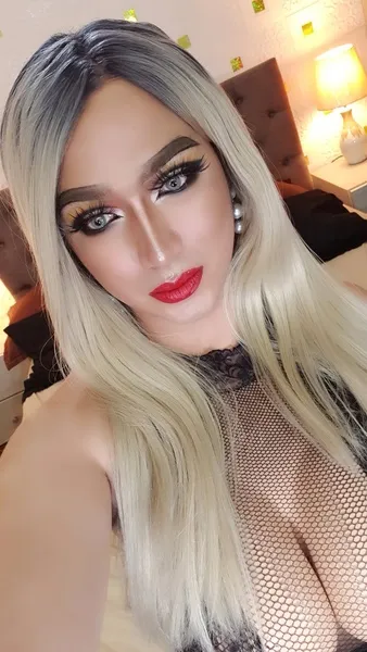 Live sex webcam photo for 11InchHugeCockDominant #8096381