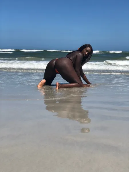 Live sex webcam photo for OMGiana #7099826