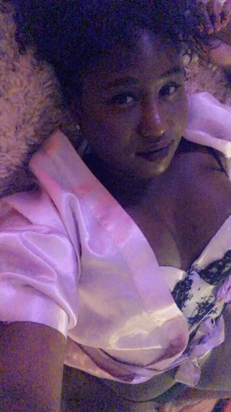 Live sex webcam photo for OMGiana #7099831