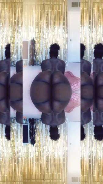 Live sex webcam photo for OMGiana #7099870