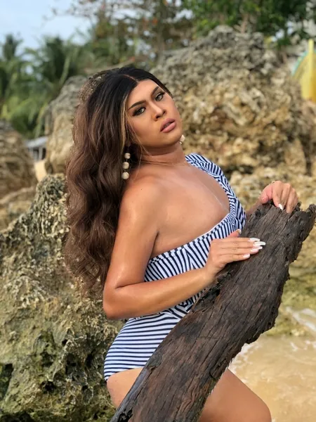 Live sex webcam photo for Tara_West #7364728