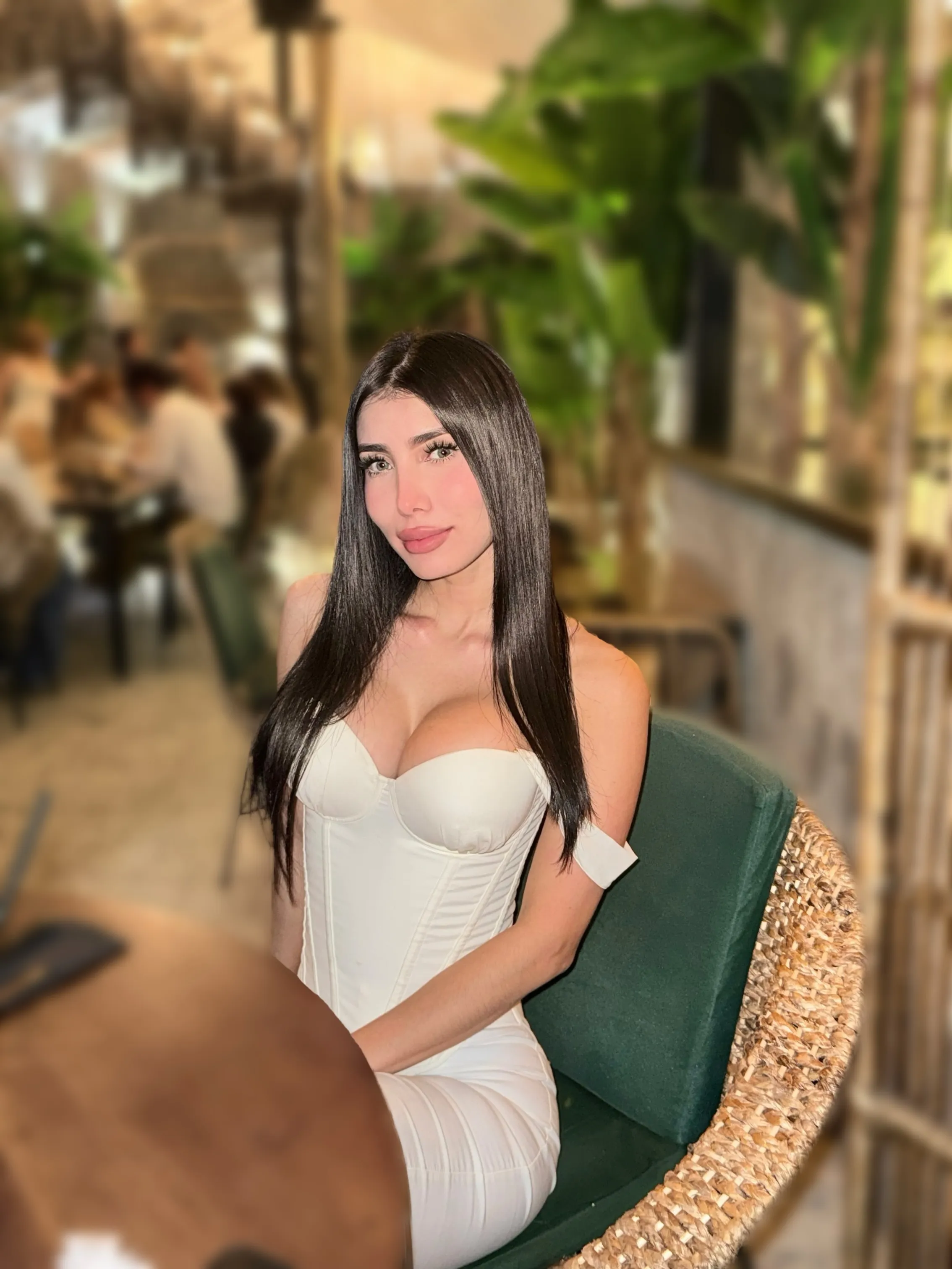 Live sex webcam photo for EmilyDuque #8123840