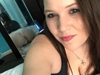 Live sex webcam photo for Leximxxx #6241495