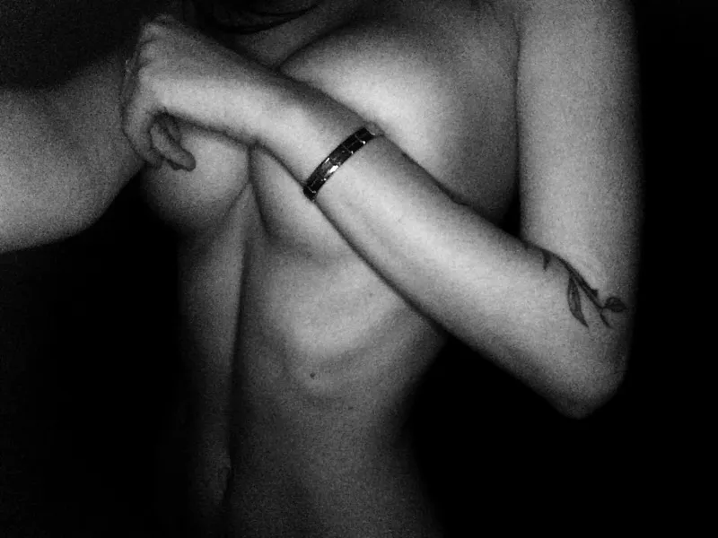 Live sex webcam photo for UrBlackBerry #2791454