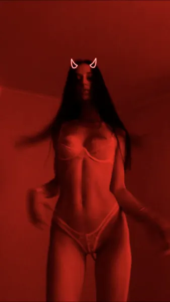 Live sex webcam photo for UrBlackBerry #1757172