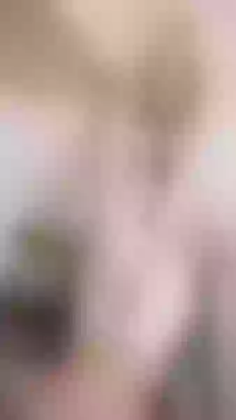 Live sex webcam photo for LuckySara #7772722