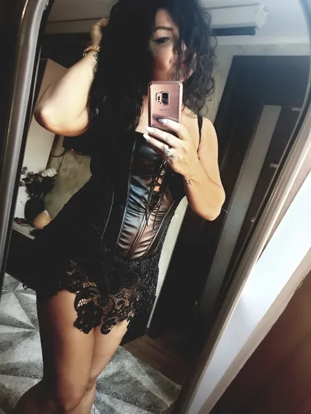 Live sex webcam photo for GoddessOfDeadh #1880056