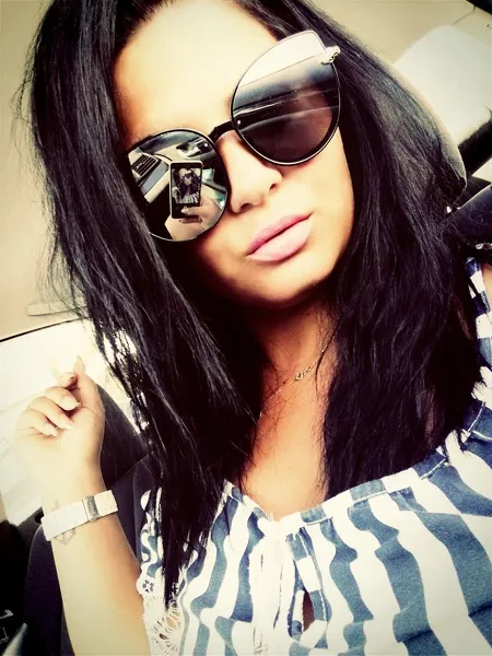 Live sex webcam photo for GoddessOfDeadh #1880109