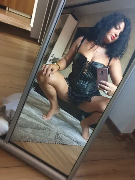 Live sex webcam photo for GoddessOfDeadh #1880058