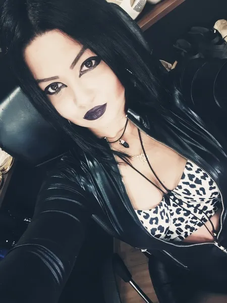 Live sex webcam photo for GoddessOfDeadh #1880010