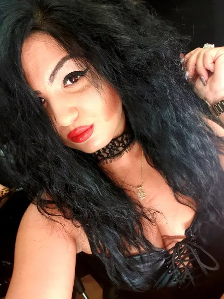 Live sex webcam photo for GoddessOfDeadh #1880076