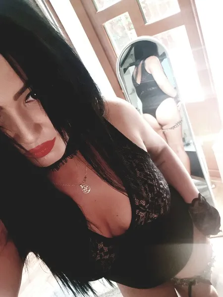 Live sex webcam photo for GoddessOfDeadh #1880061