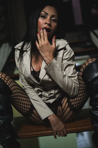 Live sex webcam photo for KarenDuval #7252030