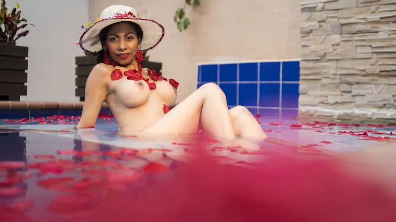 Live sex webcam photo for KarenDuval #7251987