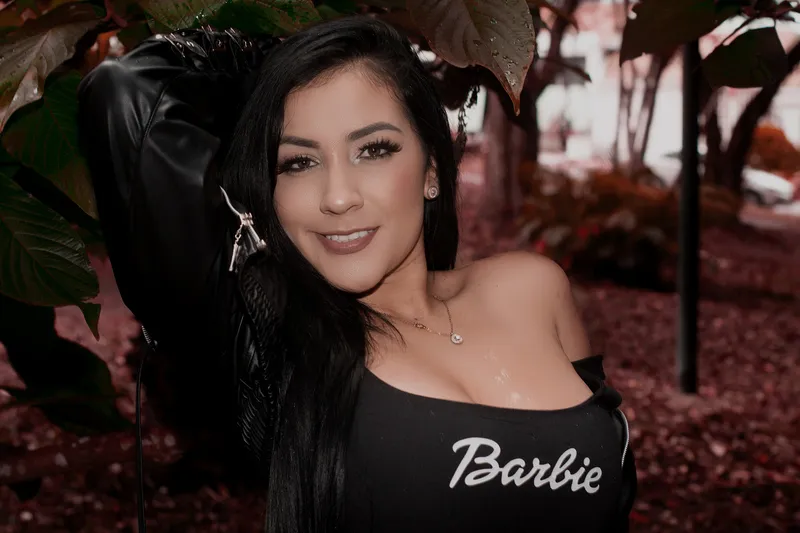 Live sex webcam photo for VioletKingx #1701069