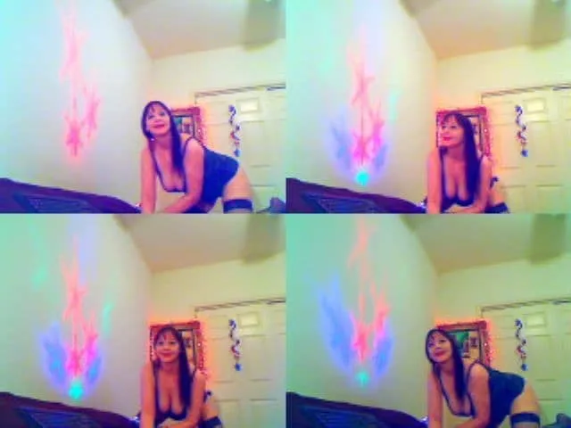 Live sex webcam photo for Cindy2SuckNow #6122773