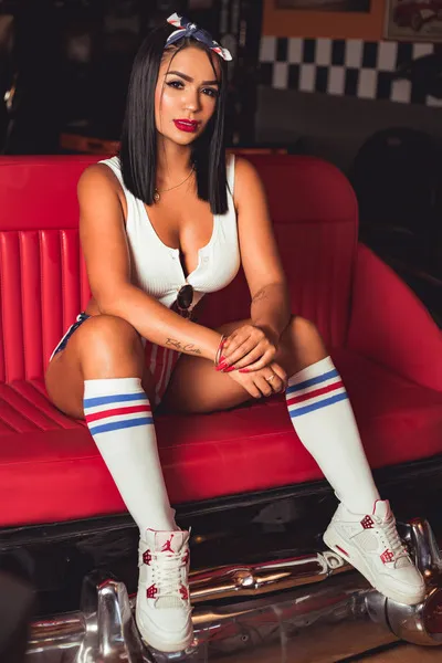 Live sex webcam photo for EmilyCurtis #5514308