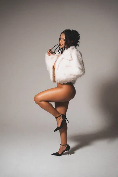 Live sex webcam photo for EmilyCurtis #6055615