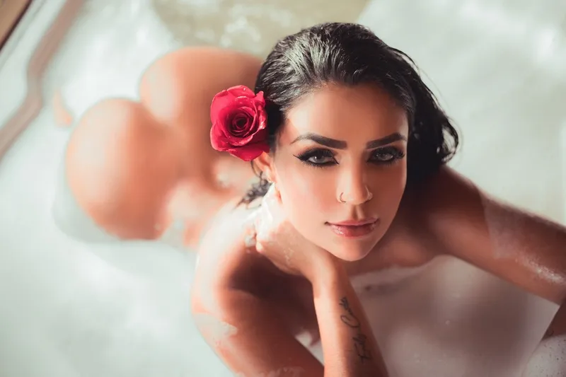 Live sex webcam photo for EmilyCurtis #5527275